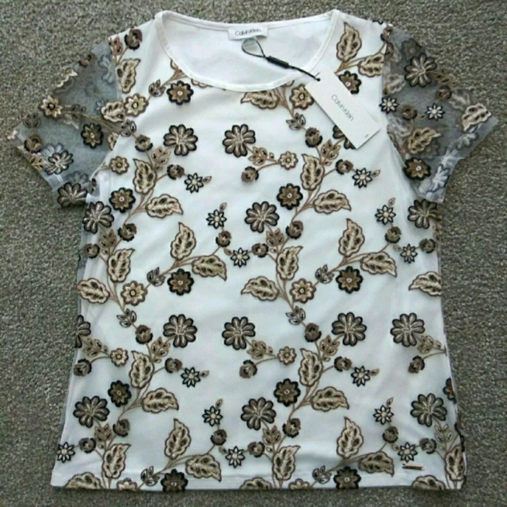 NWT Sz XS Calvin Klein Floral Embroidered Top